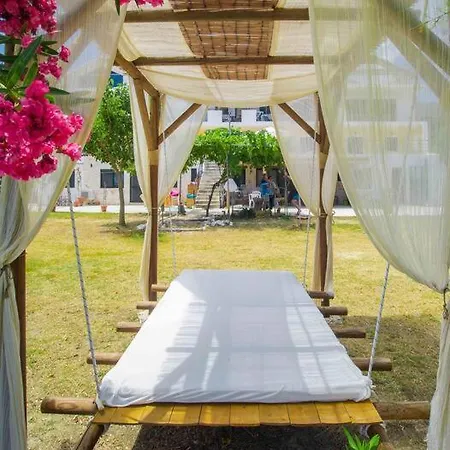 Yolo Resort- Giardino Apartment Alykes (Zakynthos)